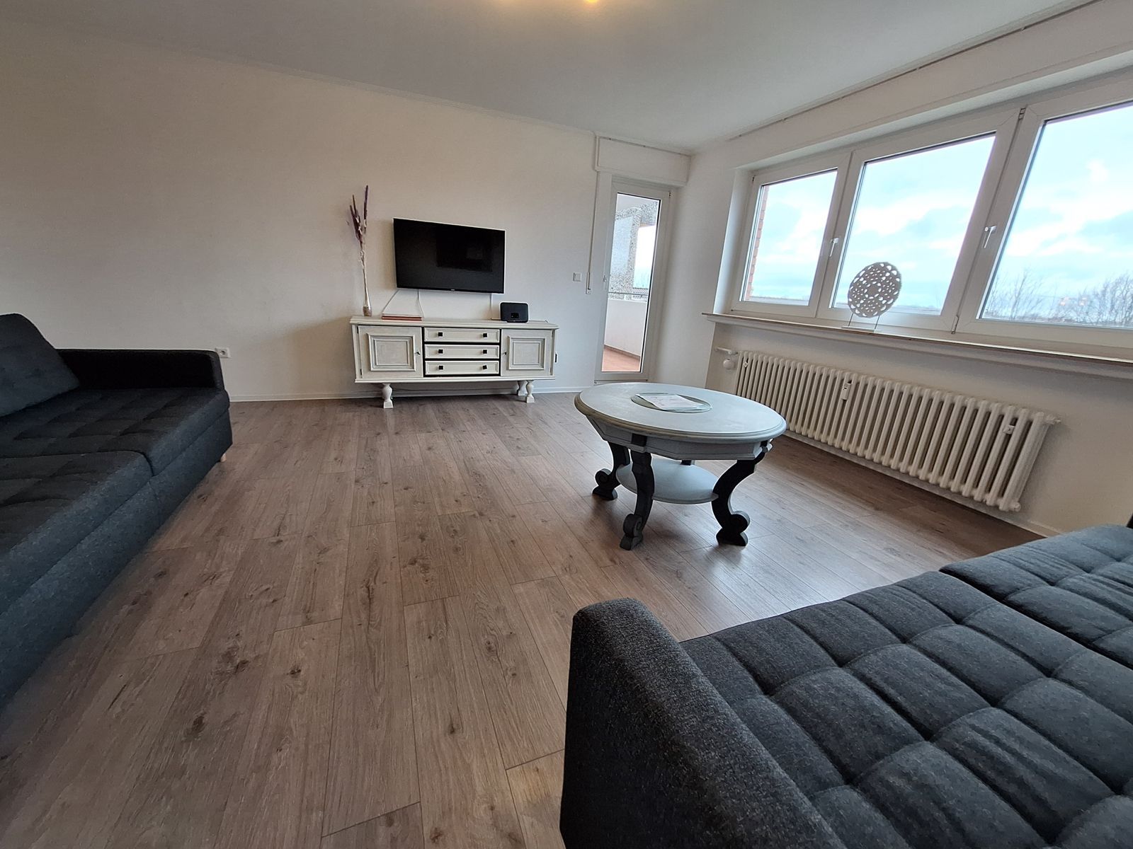  Bright And Fully Furnished 4-Room Apartment With Balcony – Quiet Location – Ready To Move In (min. 1  -  Bright and Fully Furnished 4-Room Apartment with Balcony – Quiet Location – Ready to Move In (min. 1 months)  - Gallery -  48