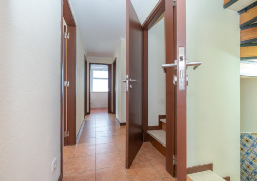 Cozy Single Bedroom close to Institute of Accounting and Administration  - Gallery -  5