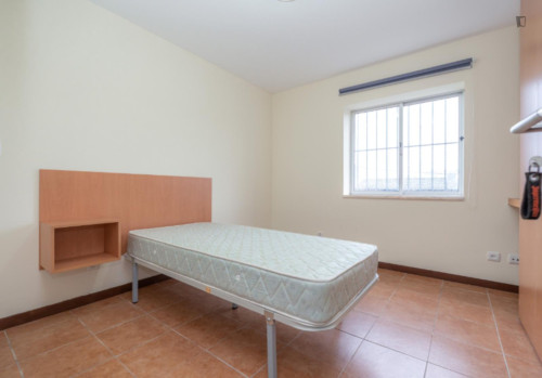Comfy Single Bedroom close to Polytechnic Institute of Coimbra