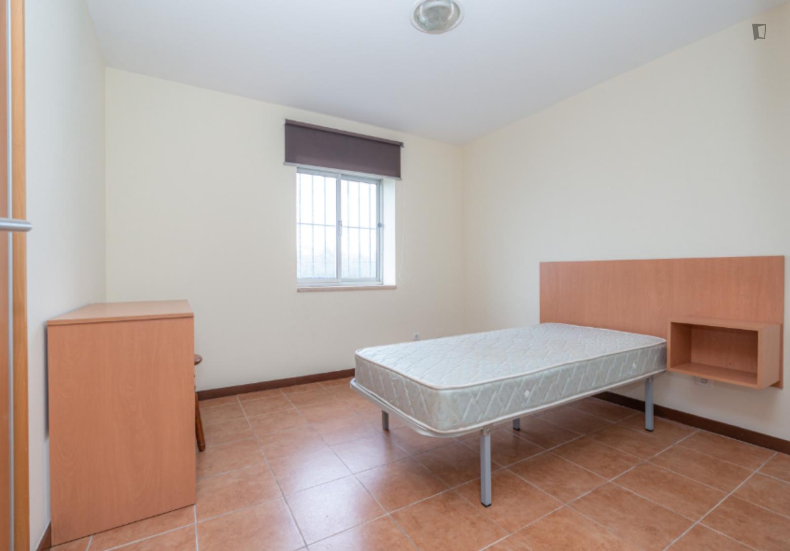  Comfy Single Bedroom Close To Polytechnic Institute Of Coimbra  -  Comfy Single Bedroom close to Polytechnic Institute of Coimbra  - Gallery -  1