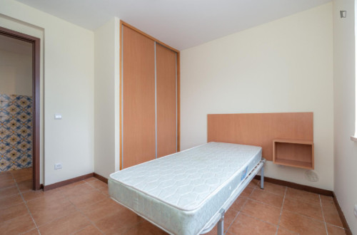 Nice Single Bedroom close to IPC University