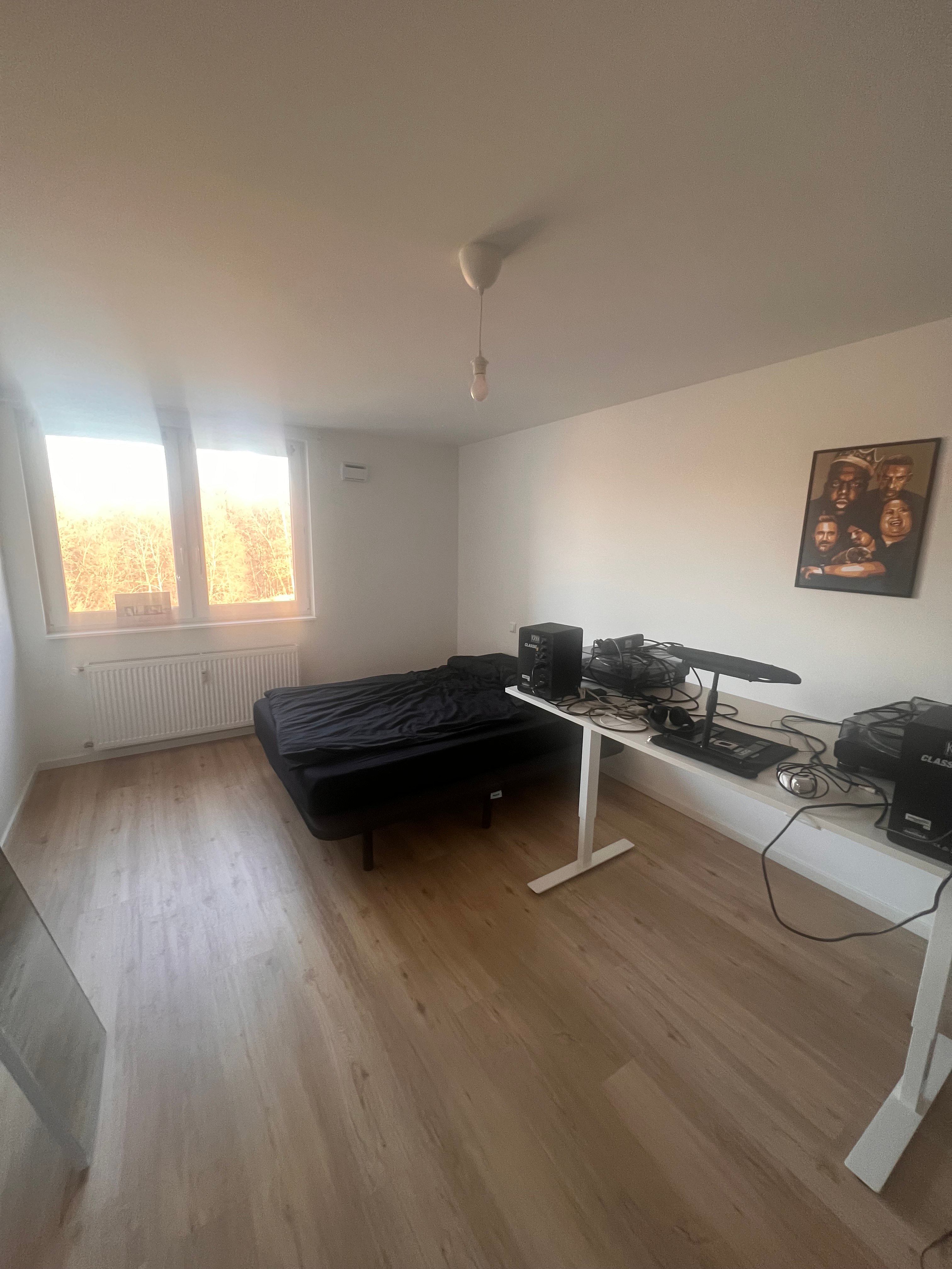Spacious 93 Sqm Apartment With Open-Plan Kitchen And Parking - 2