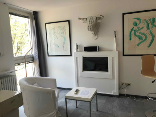 Zentrales Businessapartment nähe Rhein und mit guter Anbindung