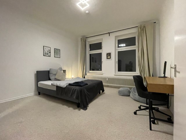  Apartment  -  Cosy shared apartment I Furnished I Balkony I City I Universität  - Gallery -  1