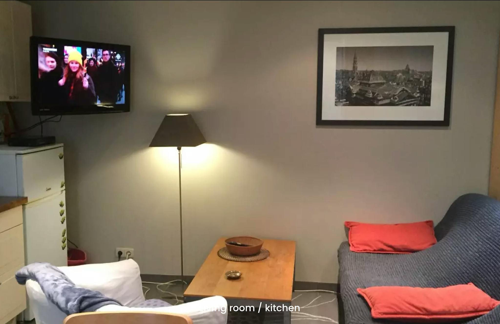  Entire Place  -  Rue Blaes, Brussels  - Gallery -  1