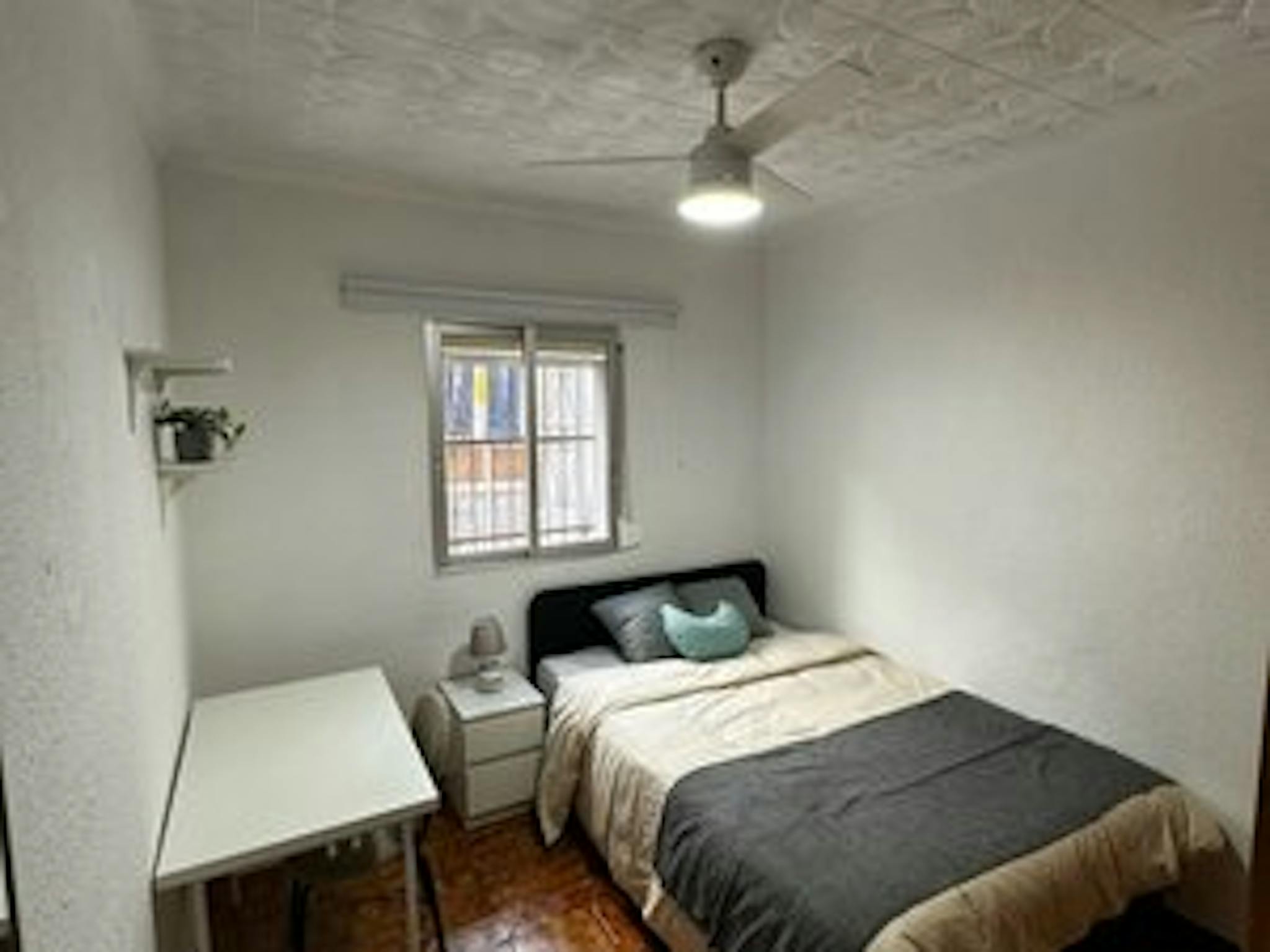 Private Room - Carrer Doctor Sapena, Alicante - Gallery - 1