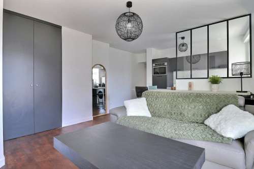 Rue Paul Vaillant Couturier, Levallois-Perret