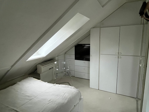 Möblierte Wohnung auf 2 Ebenen mit Balkon 135,5qm2 in ruhiger Wohnlage in Meerbusch - Gallery - 16