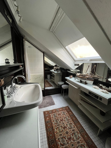 Möblierte Wohnung auf 2 Ebenen mit Balkon 135,5qm2 in ruhiger Wohnlage in Meerbusch