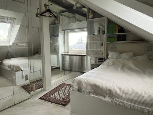Möblierte Wohnung auf 2 Ebenen mit Balkon 135,5qm2 in ruhiger Wohnlage in Meerbusch - Gallery - 17