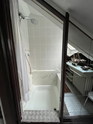 Möblierte Wohnung auf 2 Ebenen mit Balkon 135,5qm2 in ruhiger Wohnlage in Meerbusch - Gallery - 5