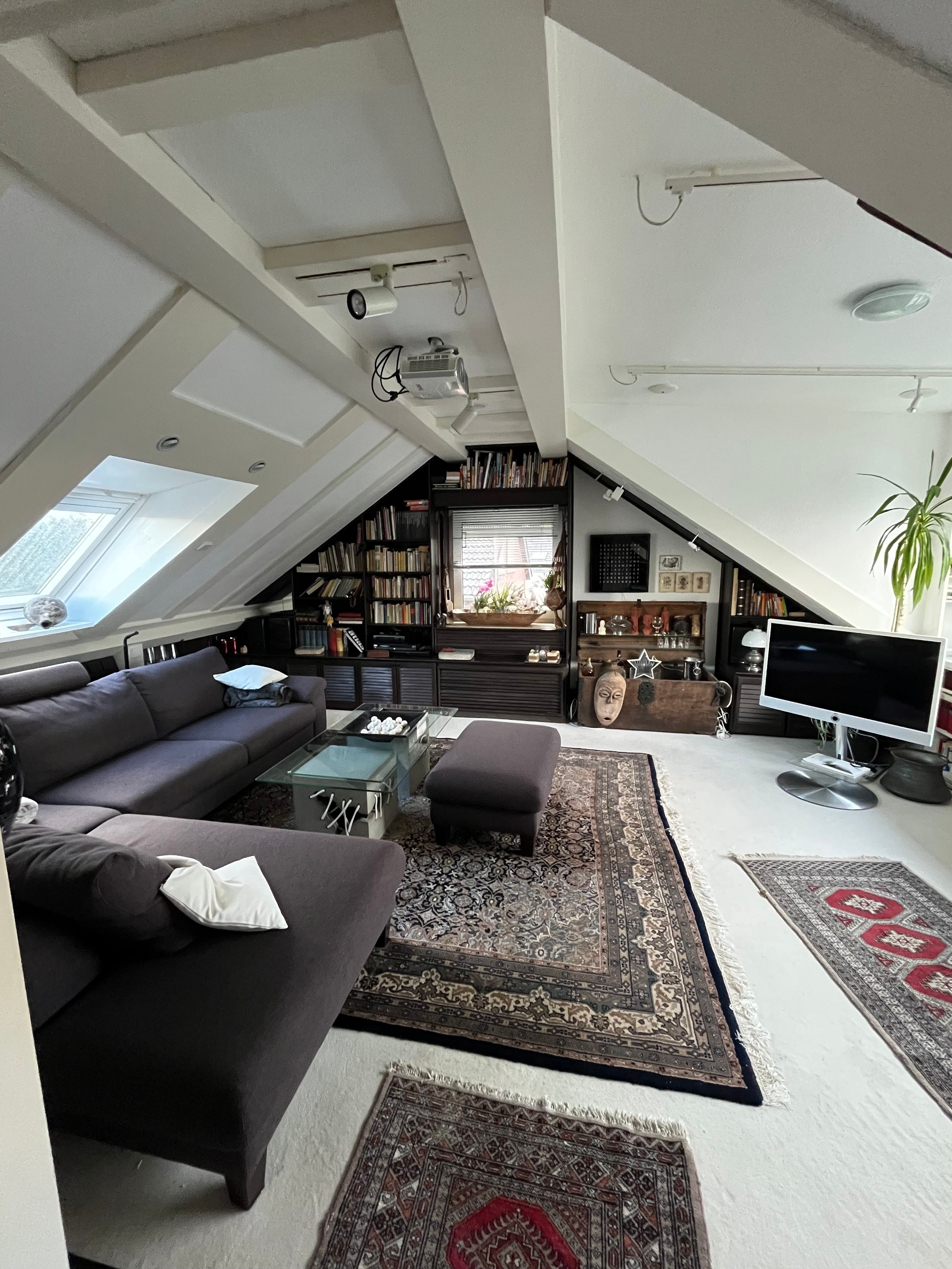 Möblierte Wohnung Auf 2 Ebenen Mit Balkon 135,5qm2 In Ruhiger Wohnlage In Meerbusch - 34