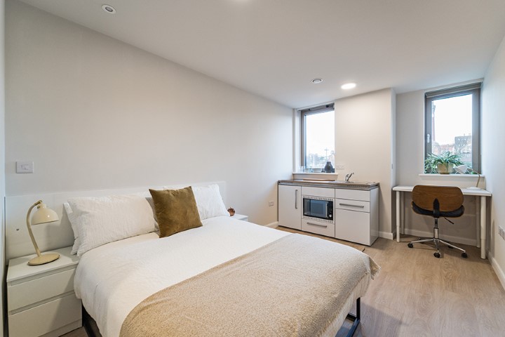  Classic  -  Southgate  - Gallery -  1