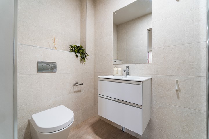  Deluxe  -  Southgate  - Gallery -  4