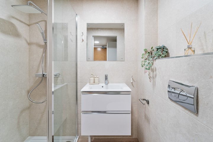  Deluxe En-Suite  -  Southgate  - Gallery -  4