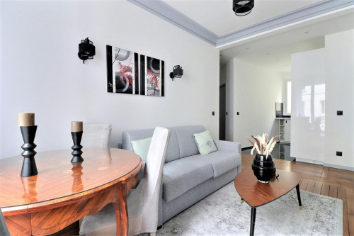 Rue Garnier, Neuilly-sur-Seine