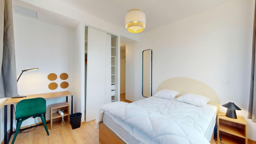 Place de la Pergola, Cergy