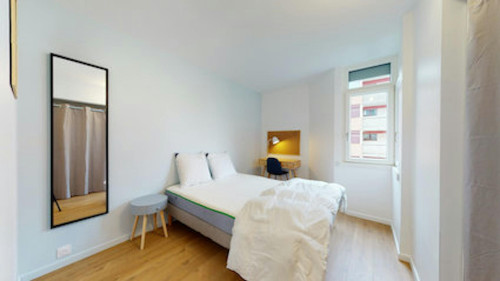 Place de l'Égalité, Guyancourt