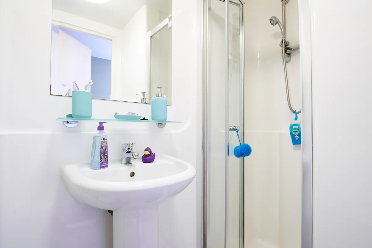 Gold En Suite - Europa, Liverpool - Gallery - 5