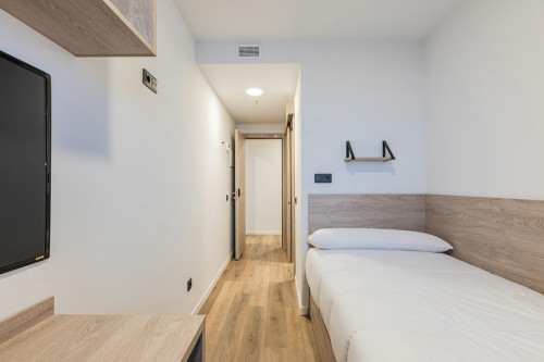 Avenida del Cardenal Herrera Oria, Santander - Gallery - 8