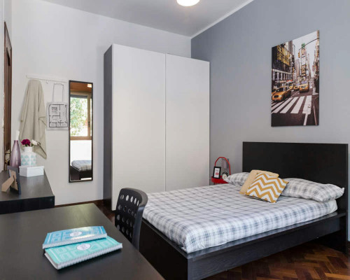 Viale Giovanni Vicini, Bologna