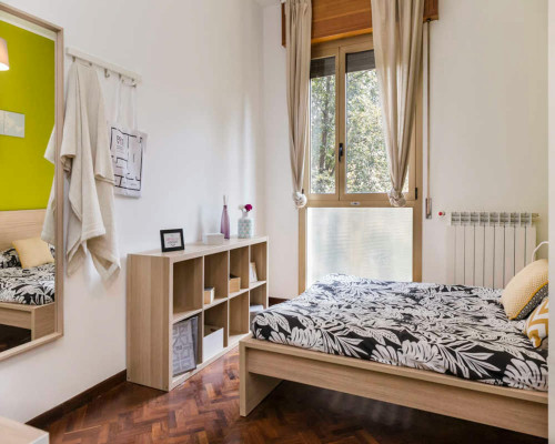 Viale Giovanni Vicini, Bologna