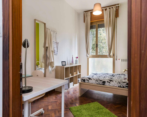 Viale Giovanni Vicini, Bologna