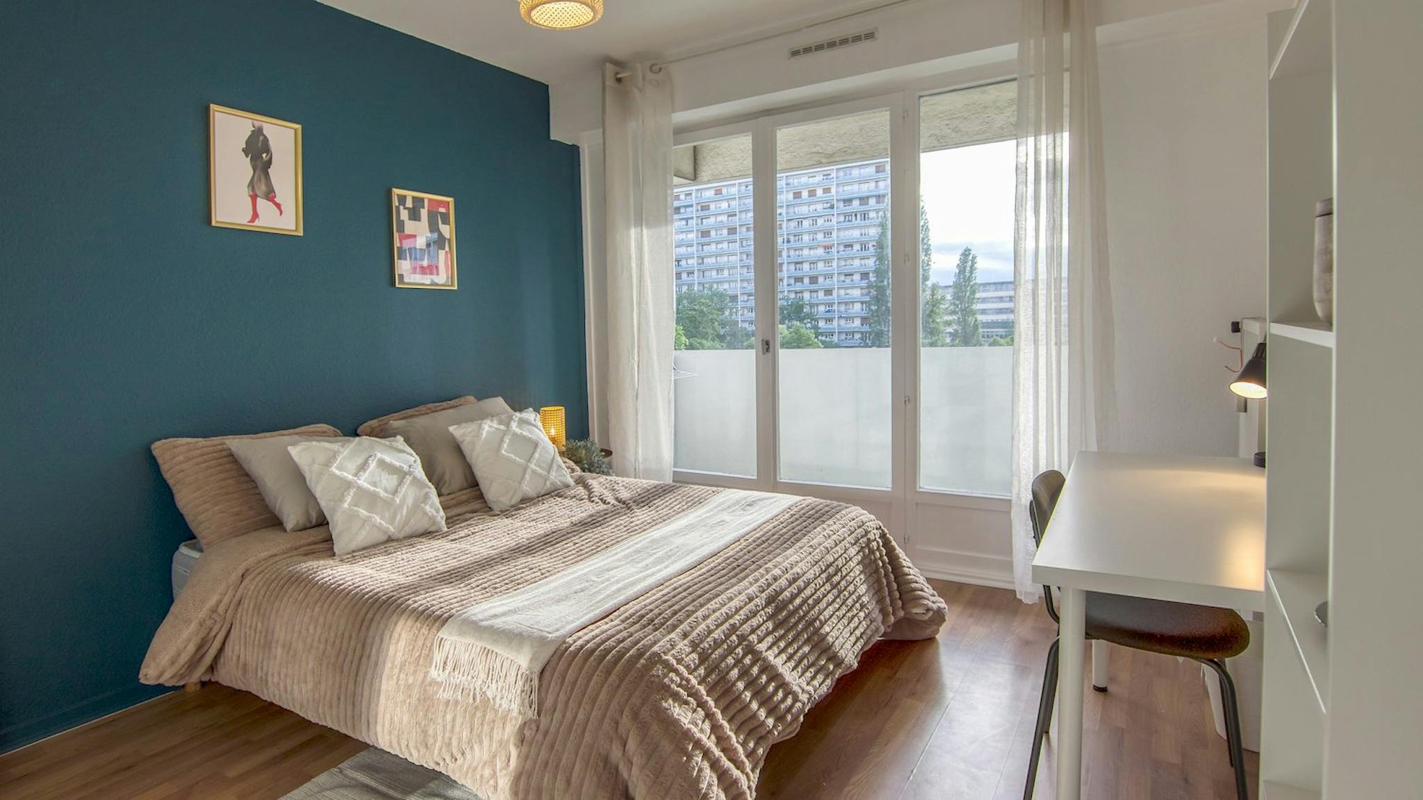  Private Room  -  Rue de Londres, Strasbourg  - Gallery -  1