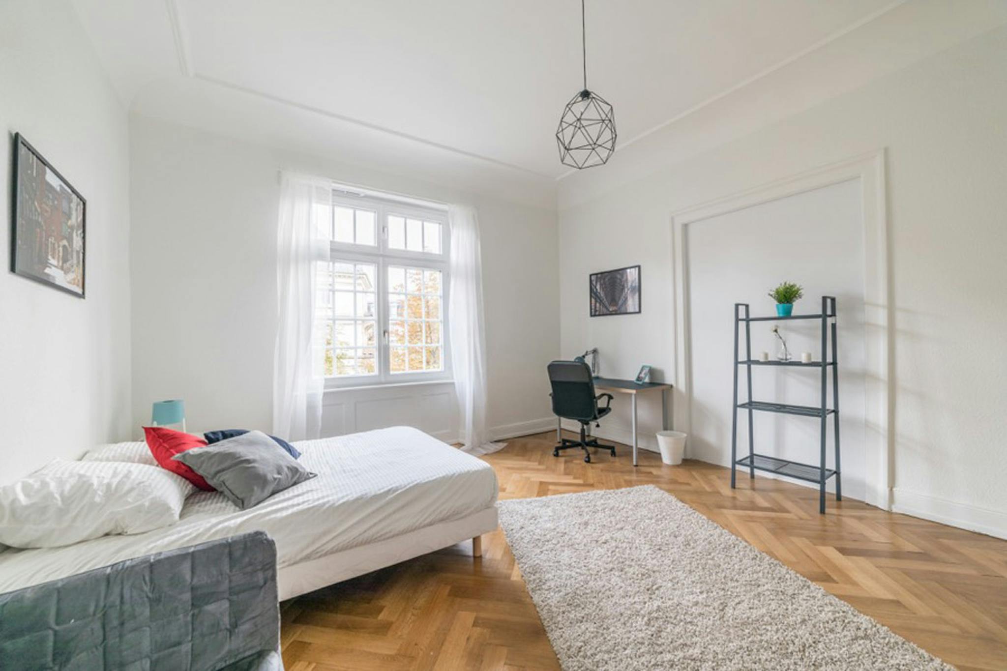  Private Room  -  Boulevard Clemenceau, Strasbourg  - Gallery -  1