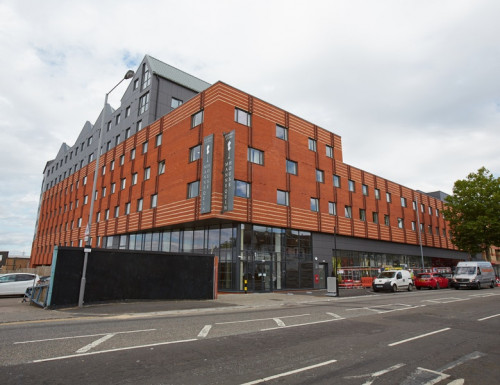 مانيكوين هاوس