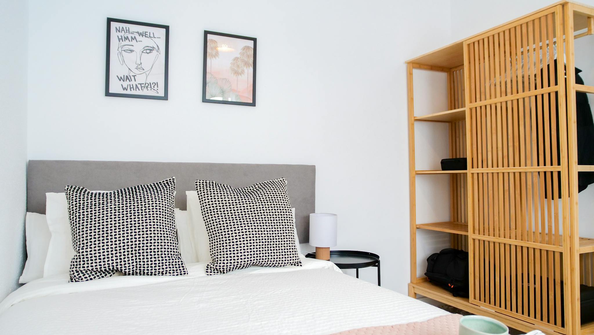  Private Room  -  Calle Reyes Católicos, Alicante  - Gallery -  1