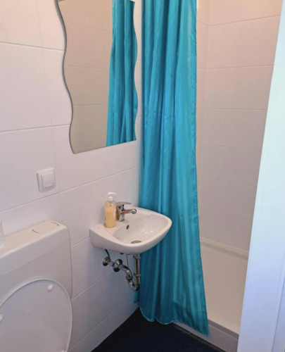 Pernerstorfergasse, Vienna