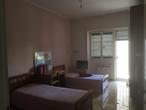 Bedroom in a bright and cozy apartment near Tor Vergata University - Gallery - 10