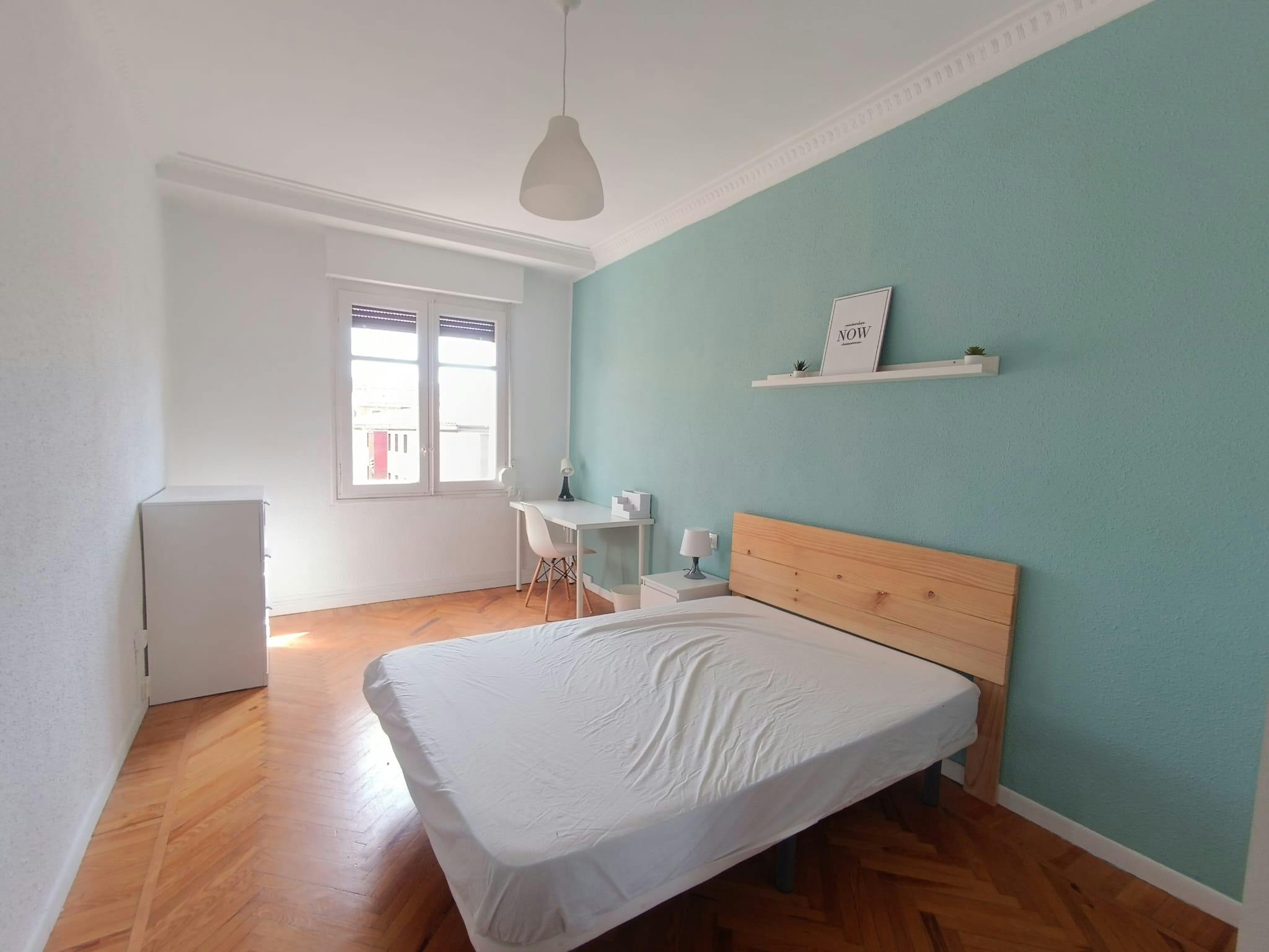  Private Room  -  Calle de Francisco Bergamín, Pamplona  - Gallery -  1