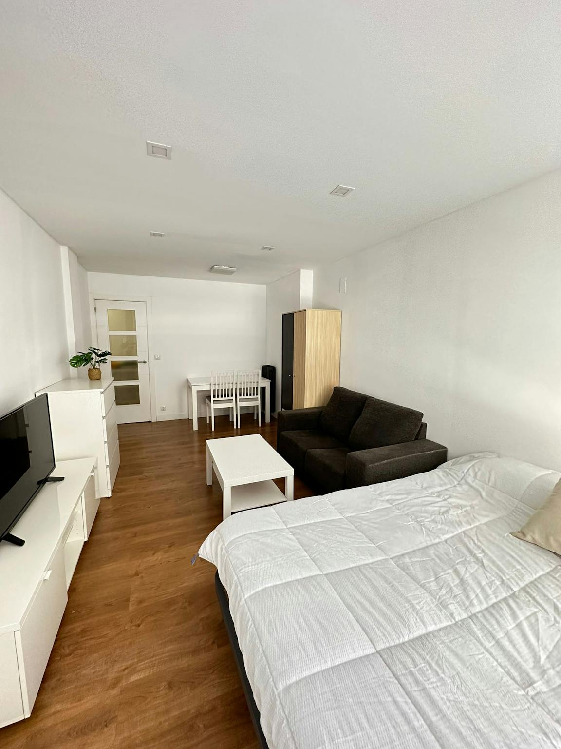 Private Room - 1