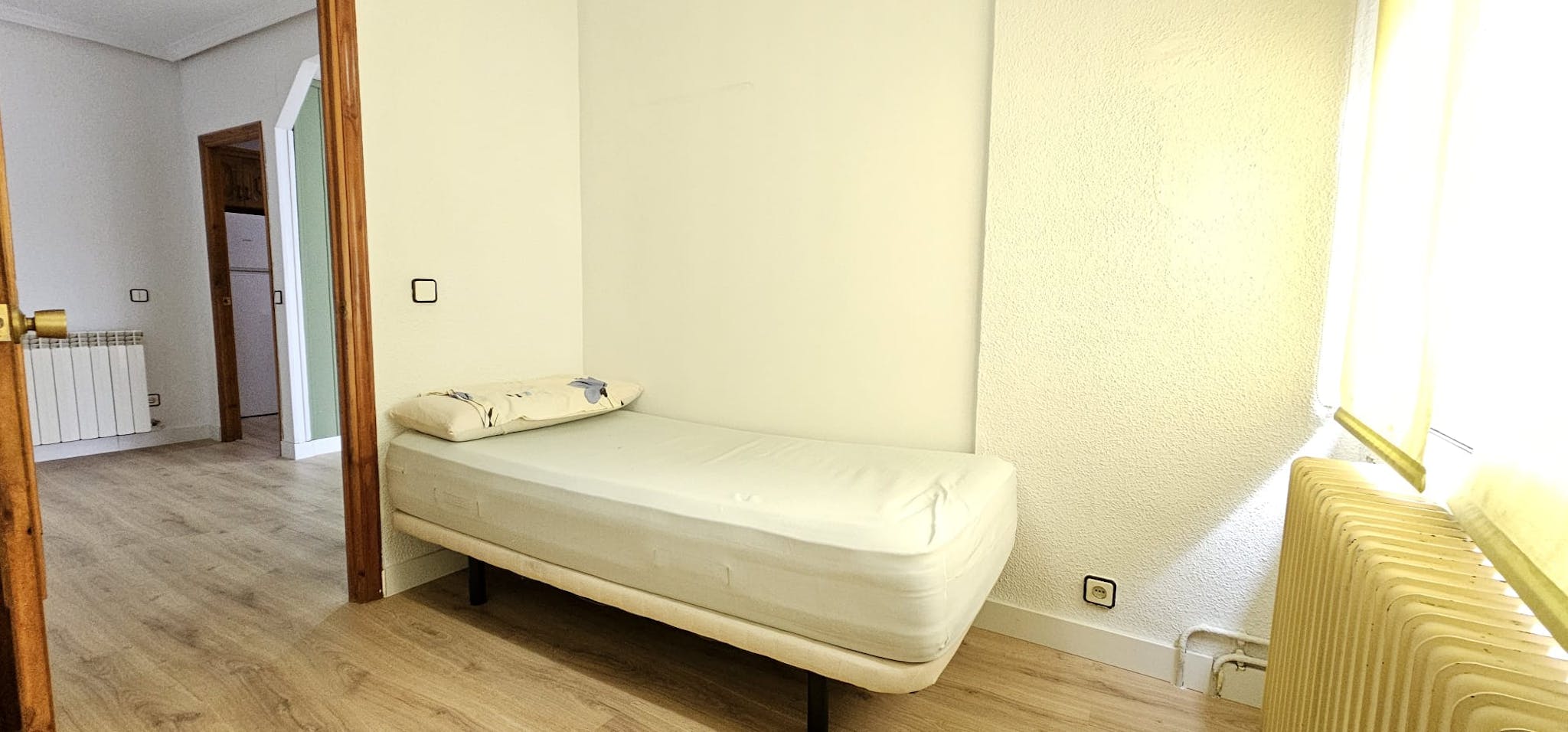  Private Room  -  Calle del Castillo, Toledo  - Gallery -  1