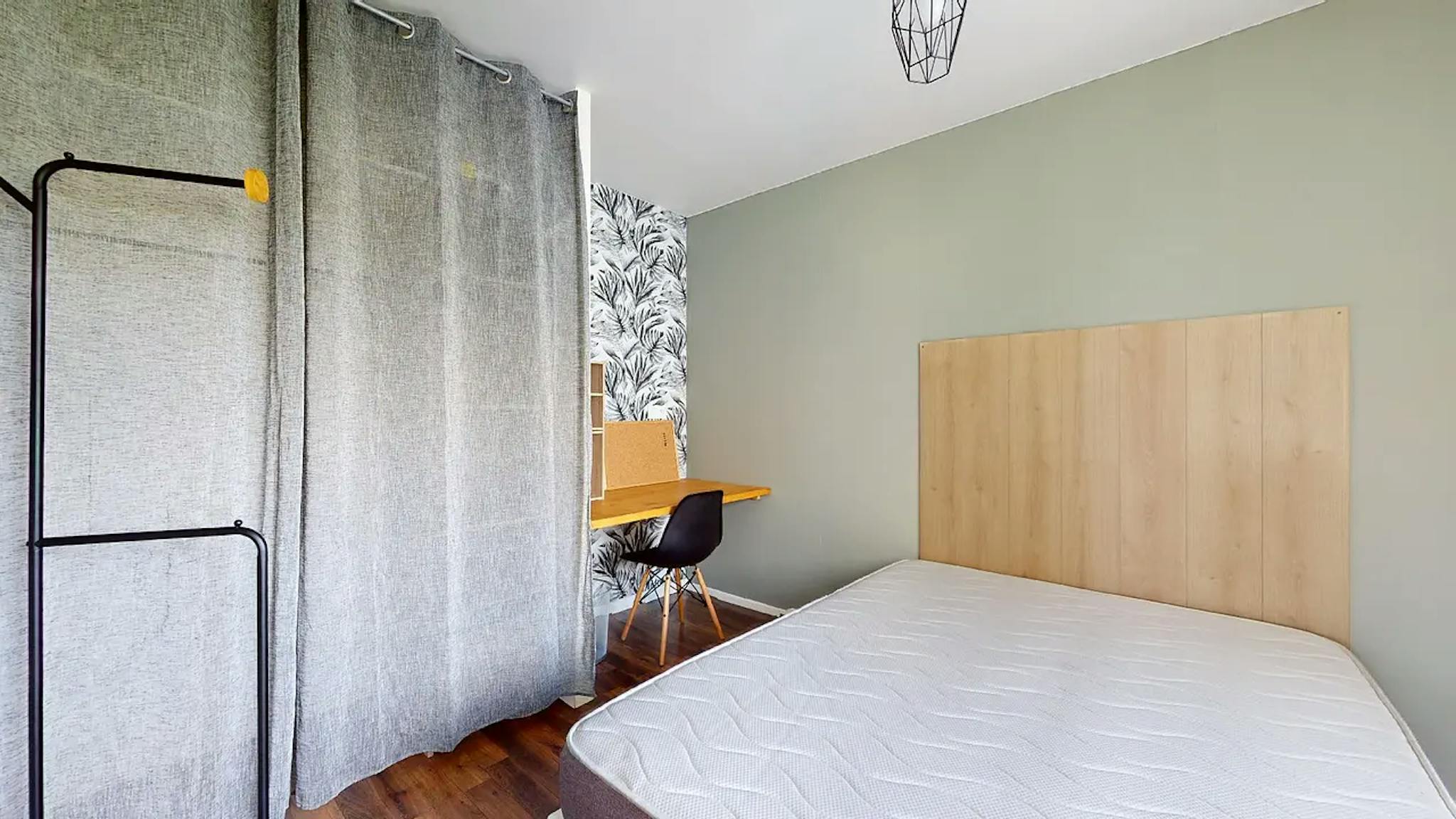 Private Room - 1