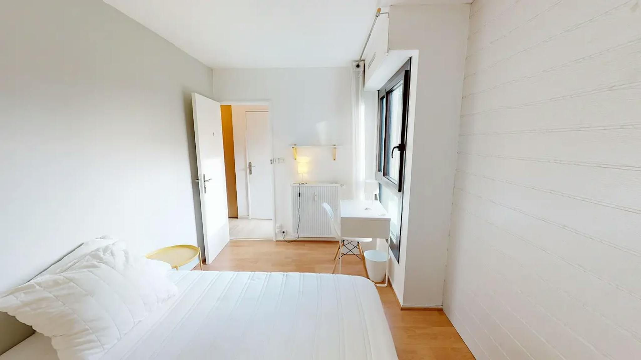  Private Room  -  Rue Jean Le Bail, Limoges  - Gallery -  1