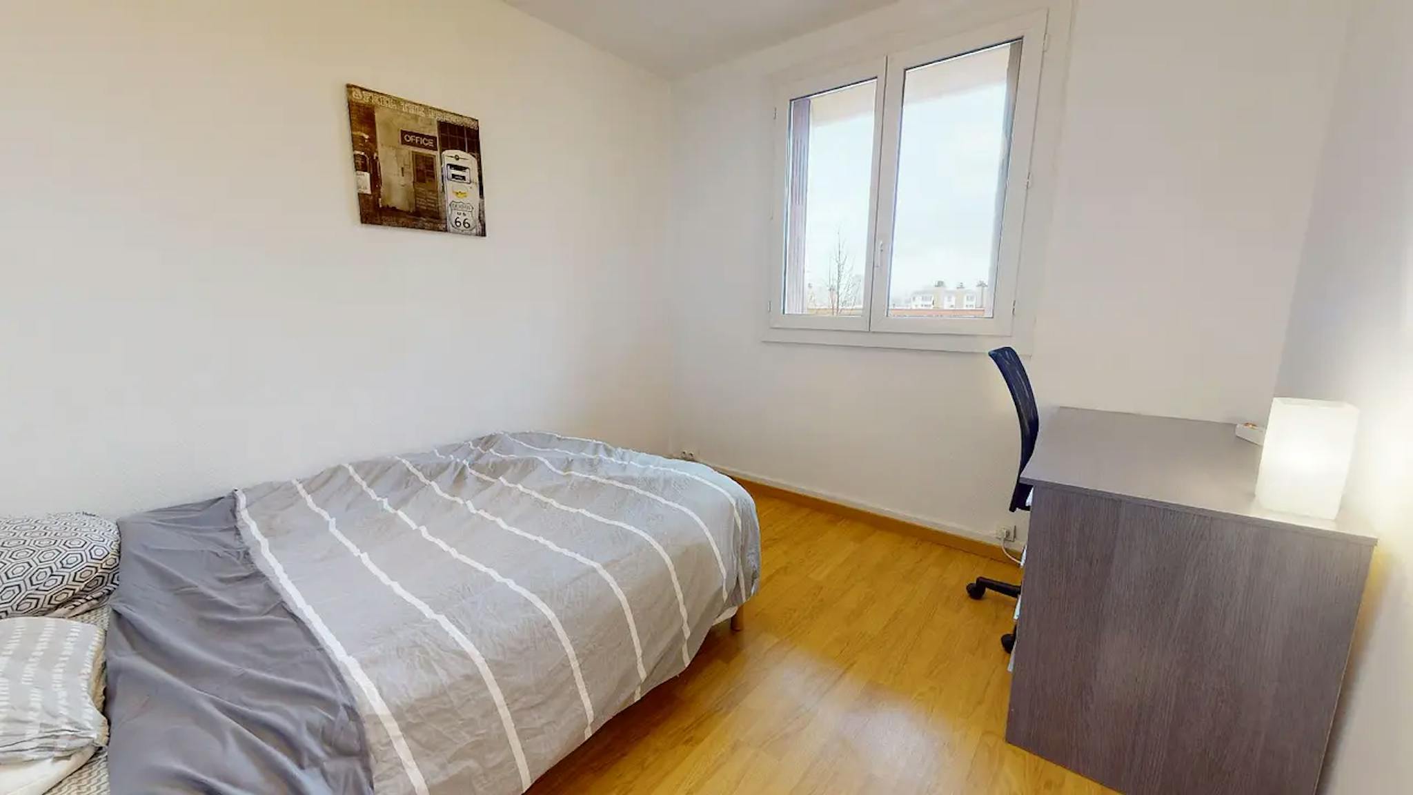  Private Room  -  Avenue des Mazades, Toulouse  - Gallery -  1