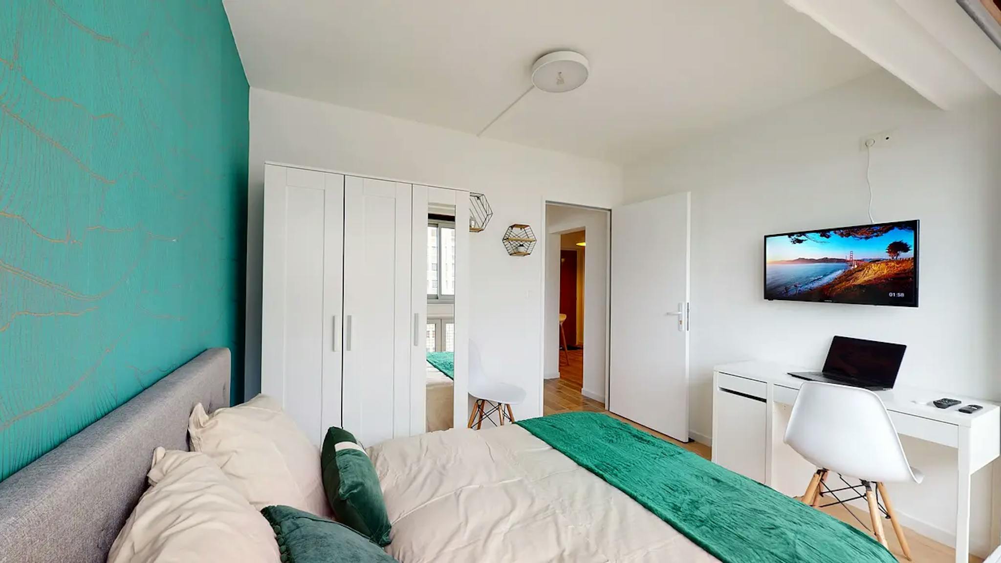  Private Room  -  Rue de Provence, Poitiers  - Gallery -  2