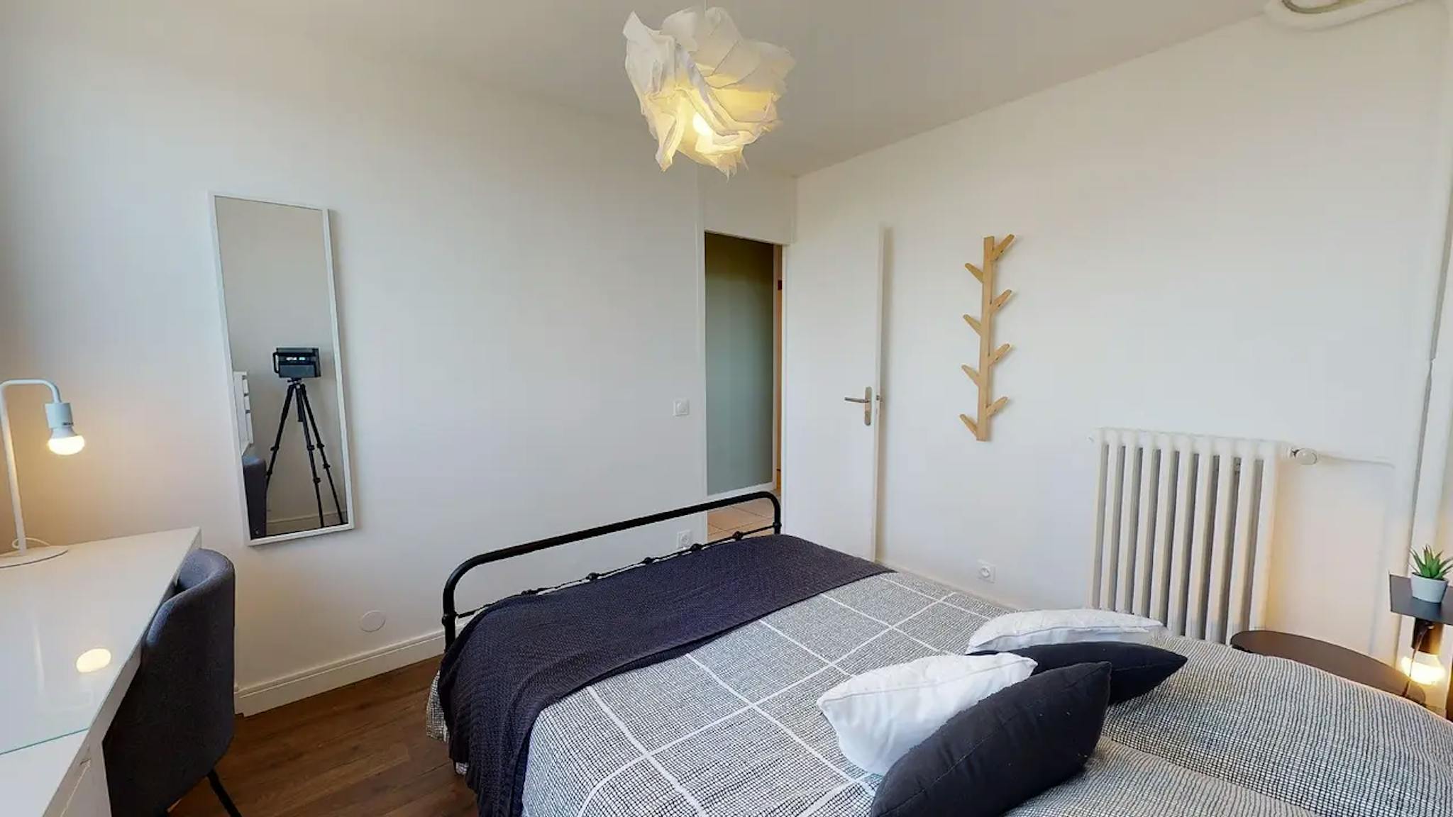 Private Room - 2