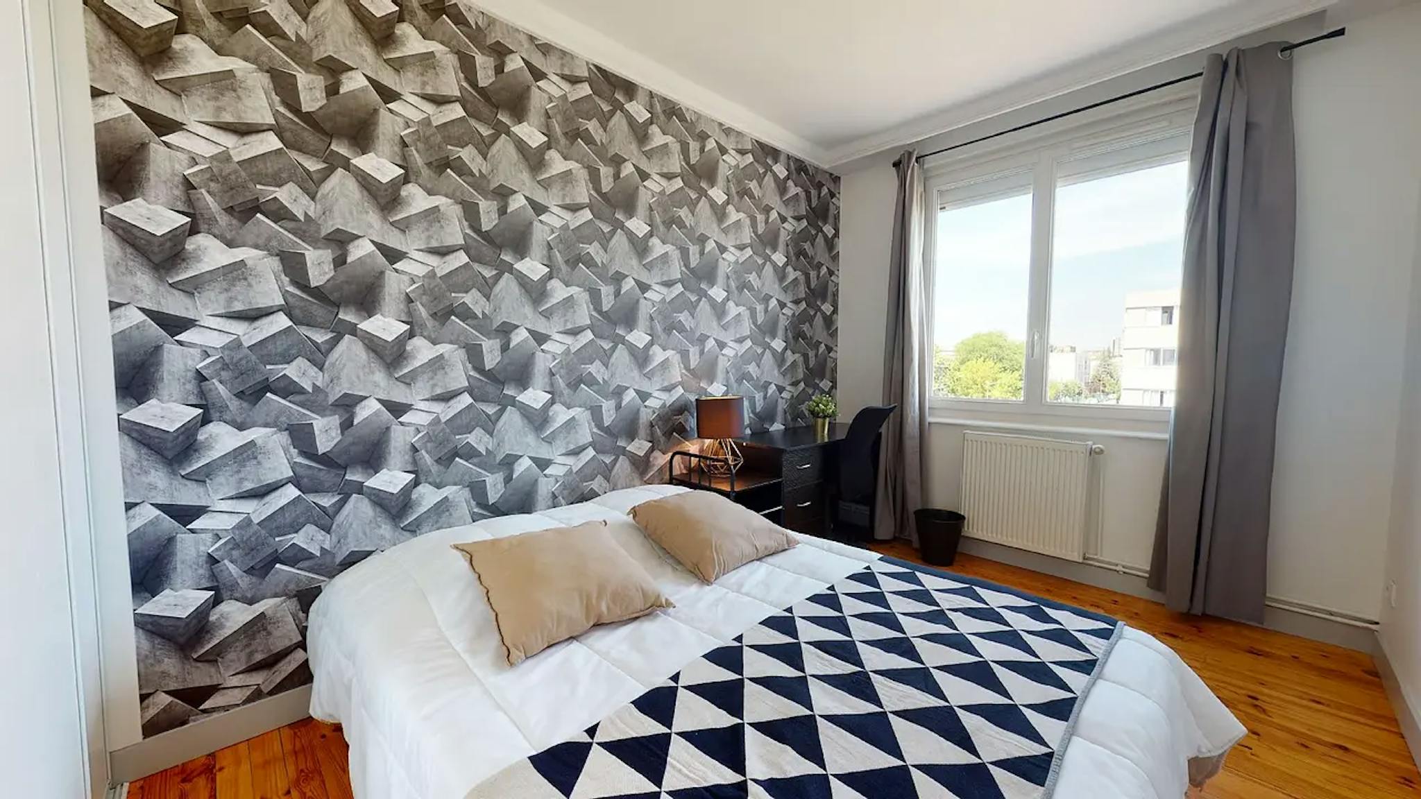 Private Room - 1
