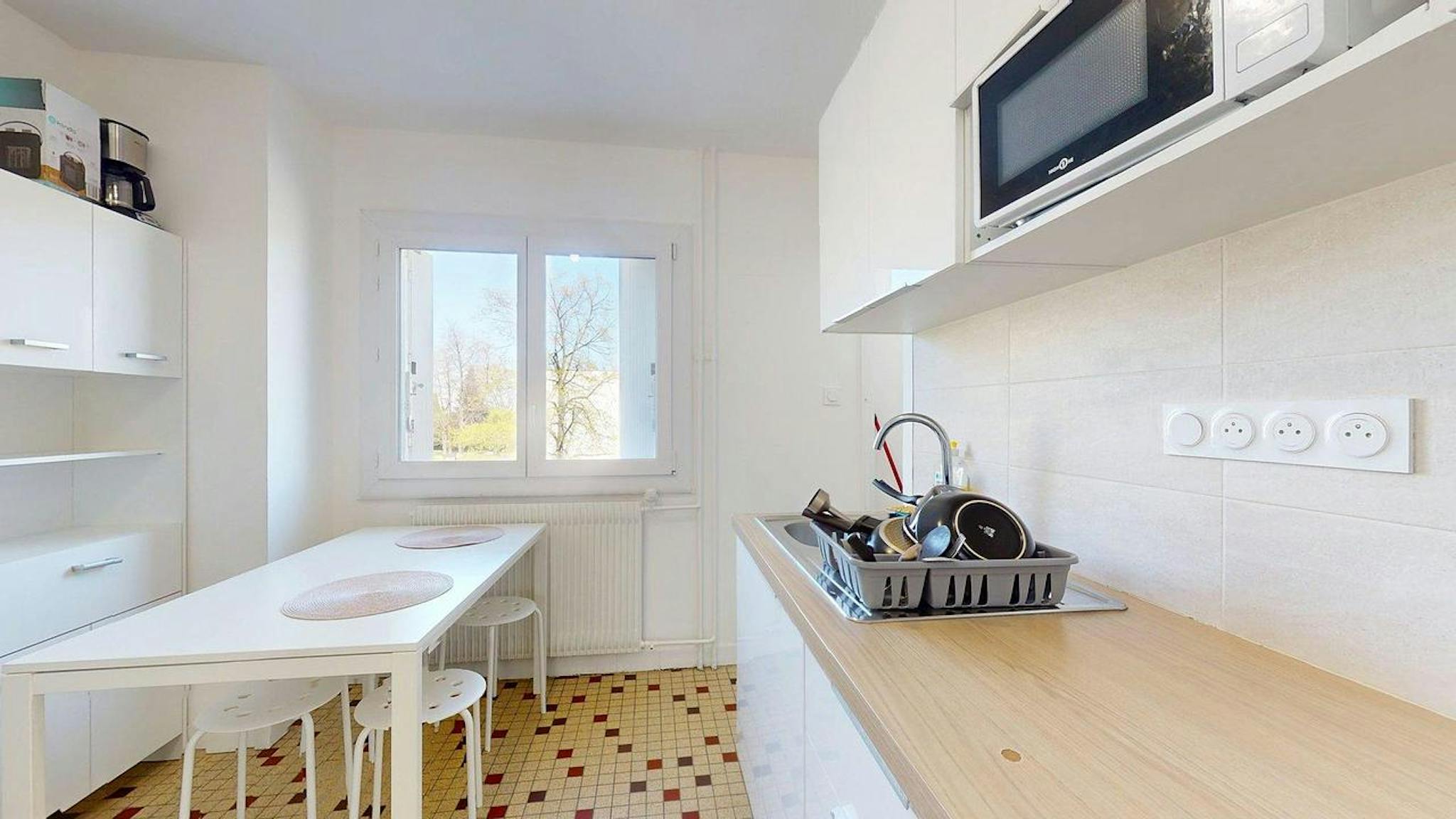 Private Room - Rue Léo Lagrange, Vénissieux - Gallery - 1