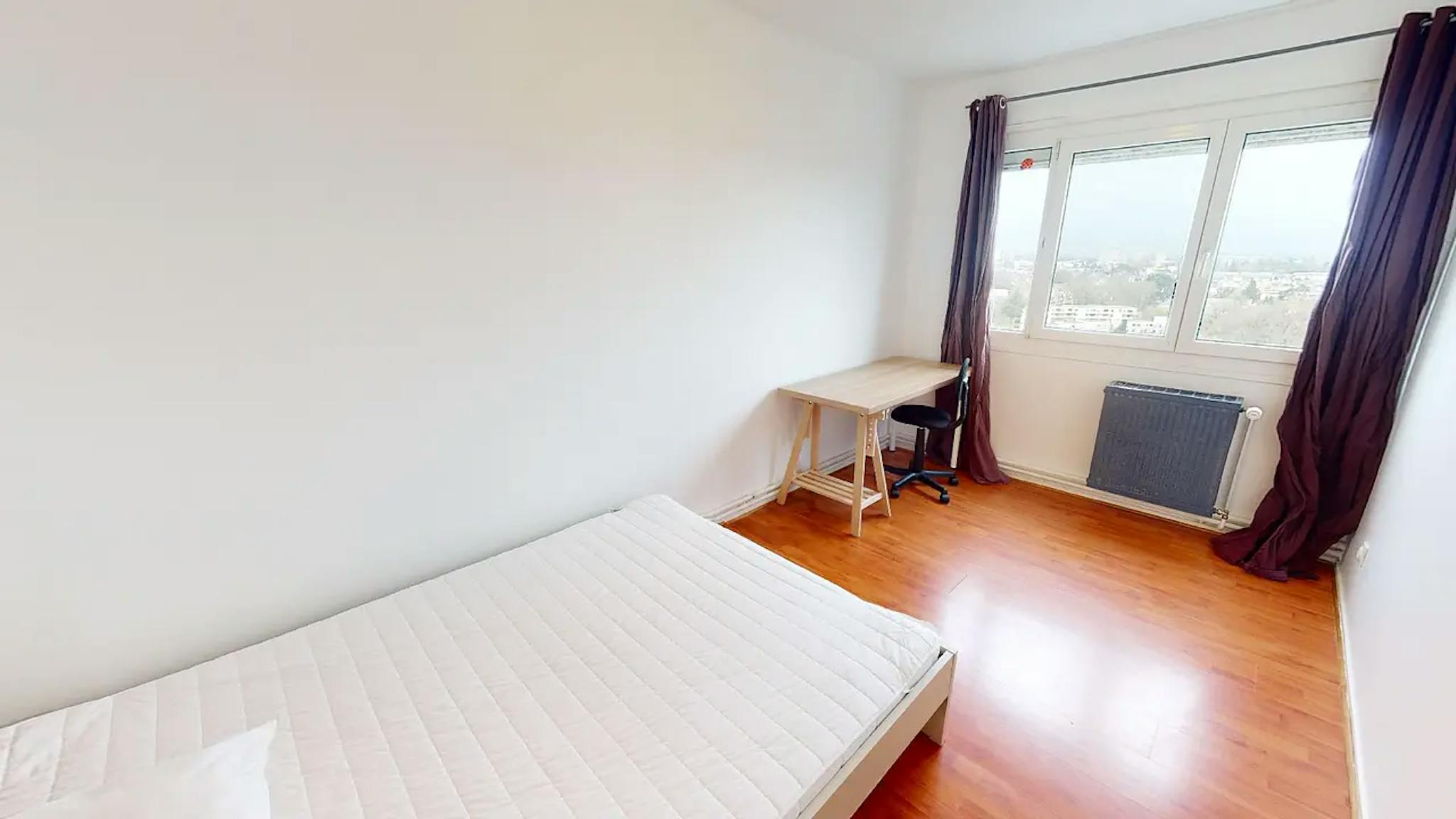  Private Room  -  Allée de la Martinique, Nantes  - Gallery -  2