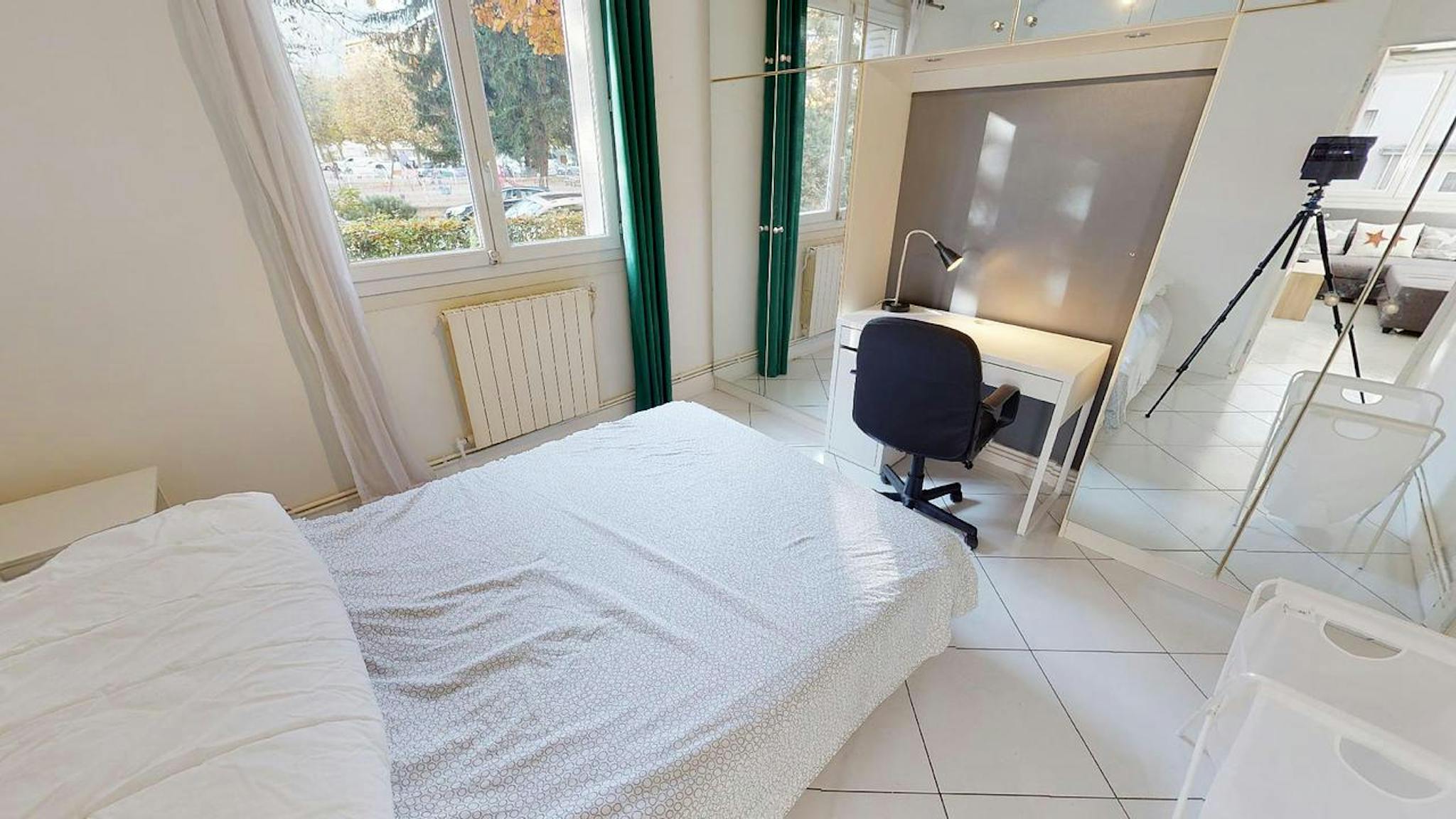 Private Room - Rue Docteur Calmette, Grenoble - Gallery - 1