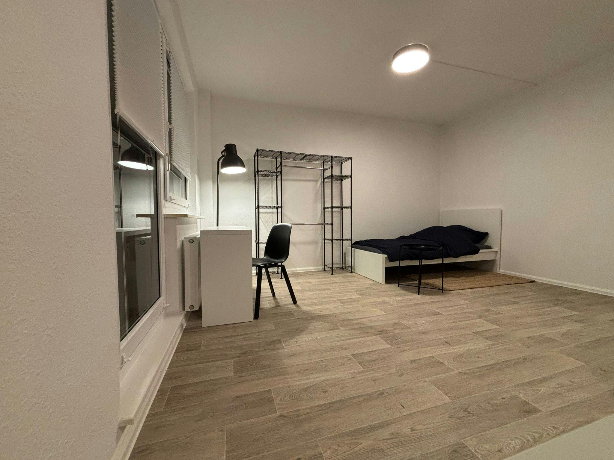 Shared Room - 1