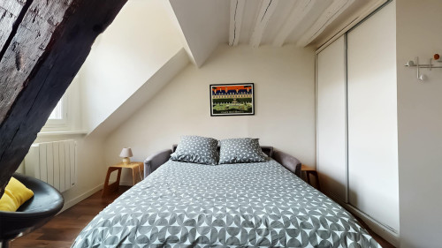 Rue Sainte-Croix-de-la-Bretonnerie, Paris