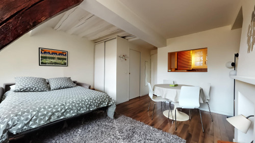 Rue Sainte-Croix-de-la-Bretonnerie, Paris