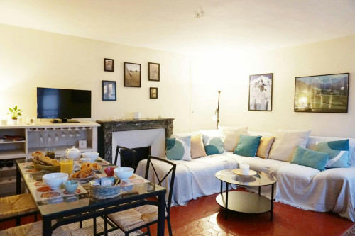 Place Hoche, Versailles