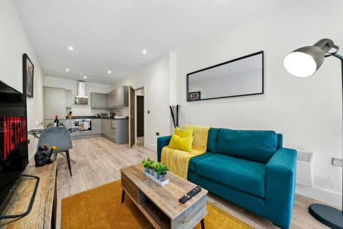 Farnham Road, Slough - Gallery - 7